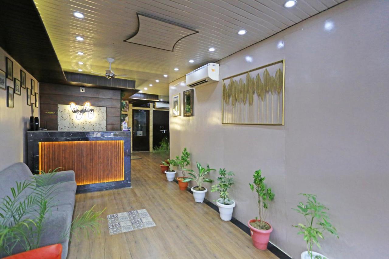 Hotel La Casa Delhi Airport Yeni Delhi Dış mekan fotoğraf